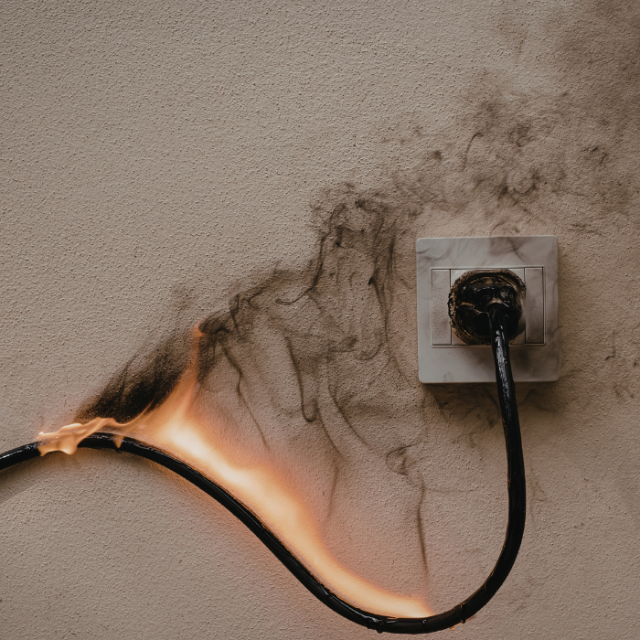 Dead or Sparking Outlet